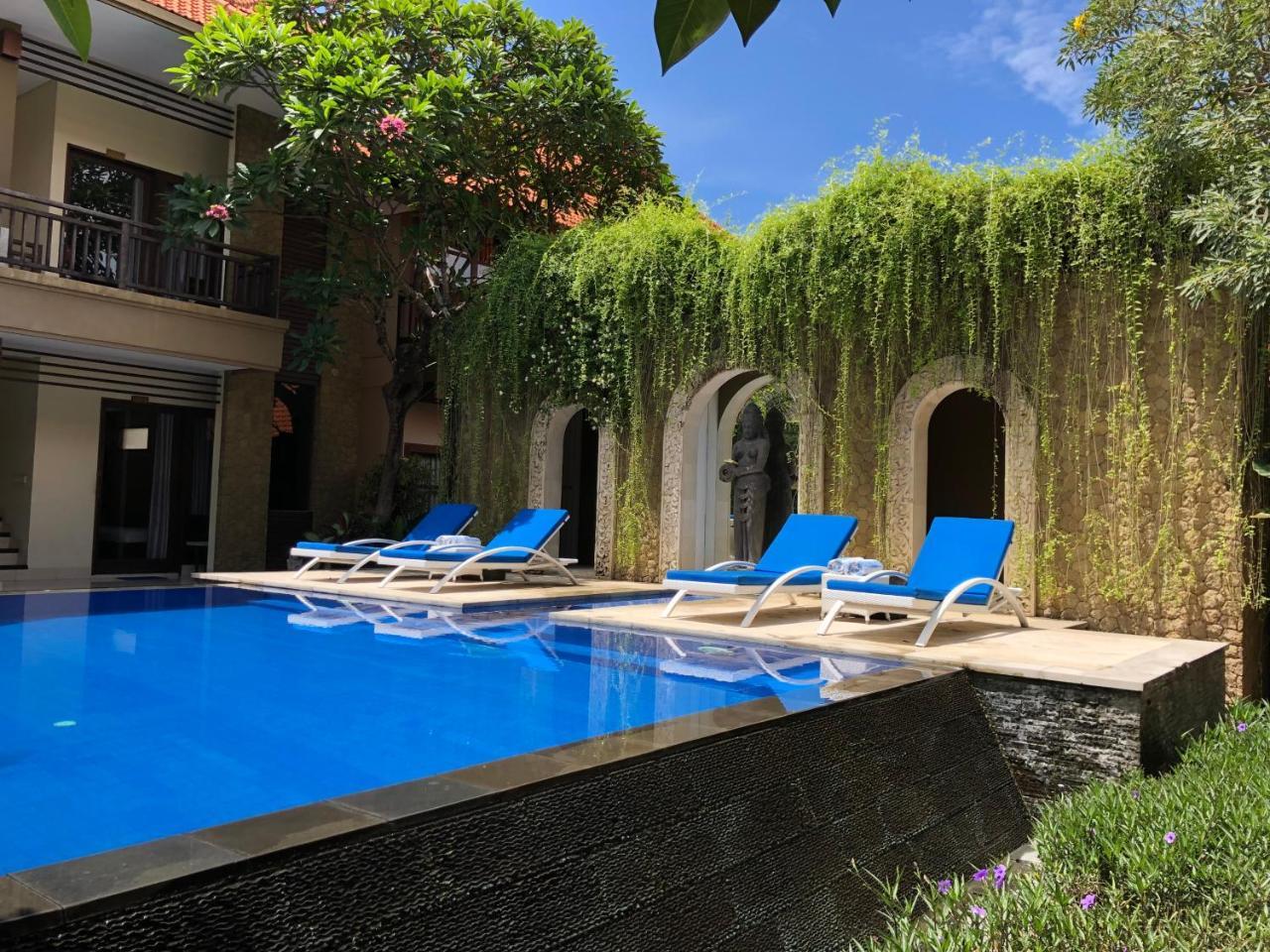 D'kubu 3* Legian (Bali)