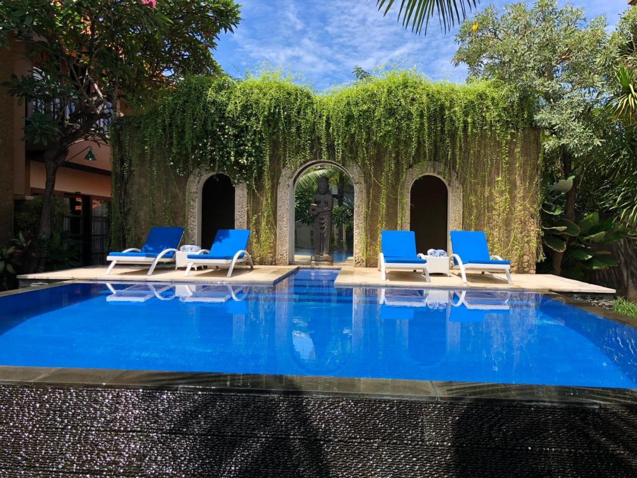 Hotel D'kubu Legian (Bali)