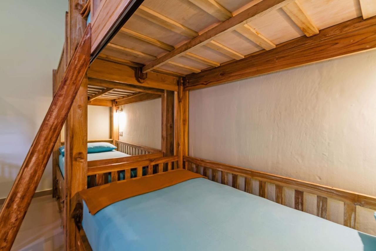 Hostel Lembongan Hostel Nusa Lembongan (Bali)