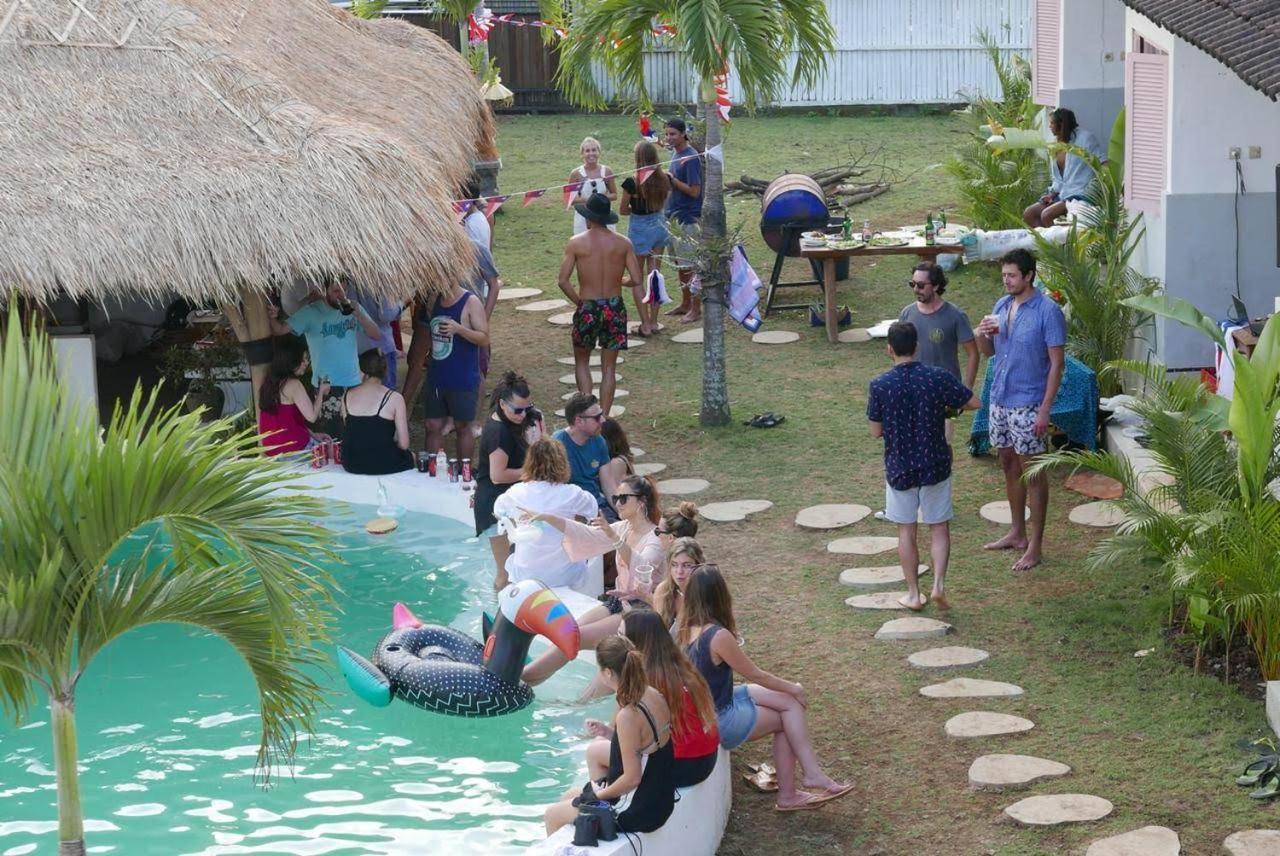 Hostel Clandestino