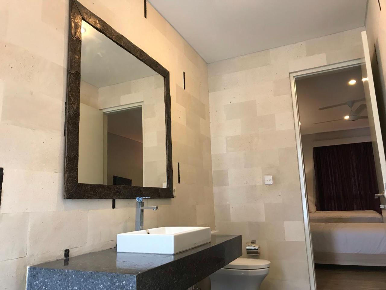 Jp Tiger Villa Canggu (Bali)
