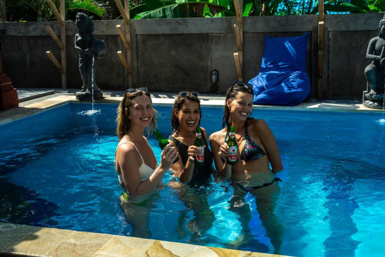 Hostel Zentiga Surf