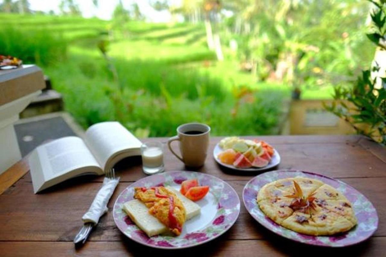 Adhi Jaya Guest house 2*