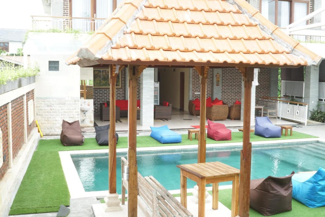 Oka's Hotel 3*