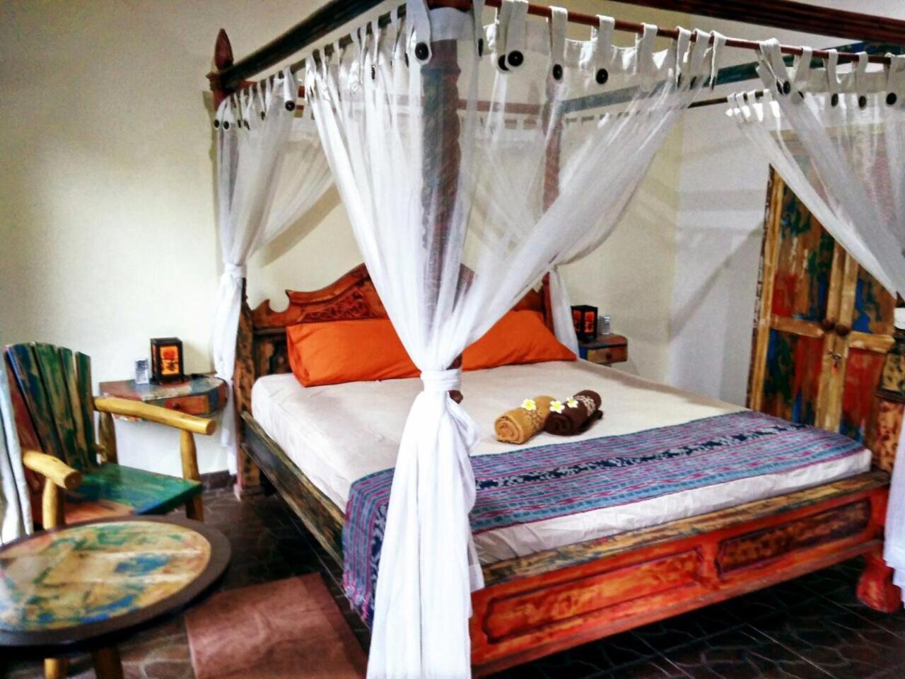 Guest house Lunar Dive 3*