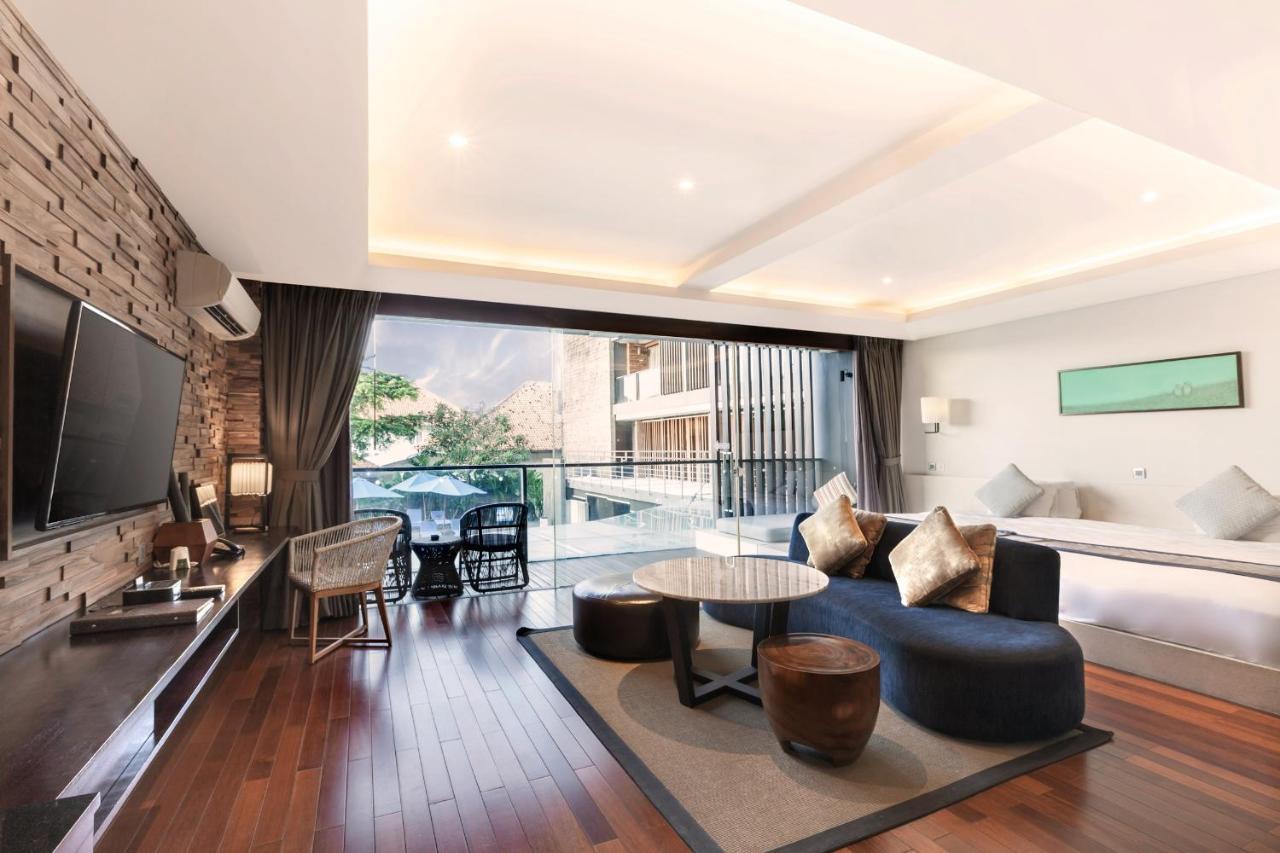 Hotel By Watermark And 4*