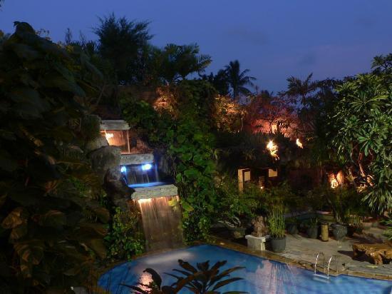 Hotel Garden & 3*
