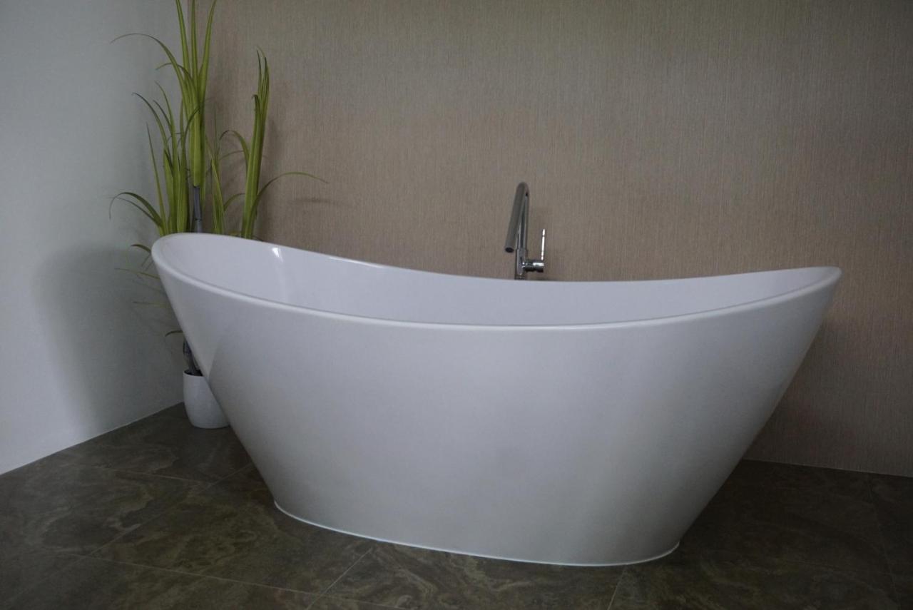 14 Palms Guest house 4*