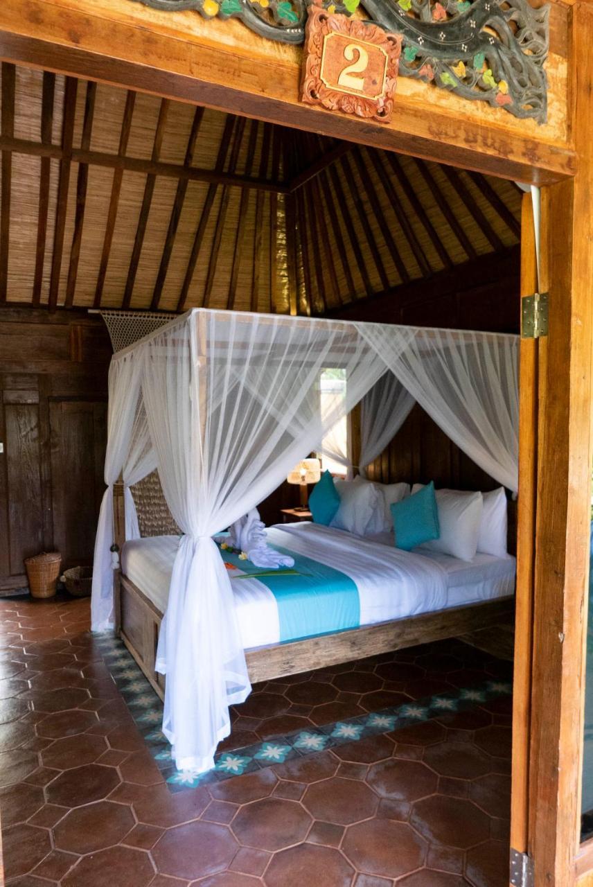 Kubu Kangin Resort