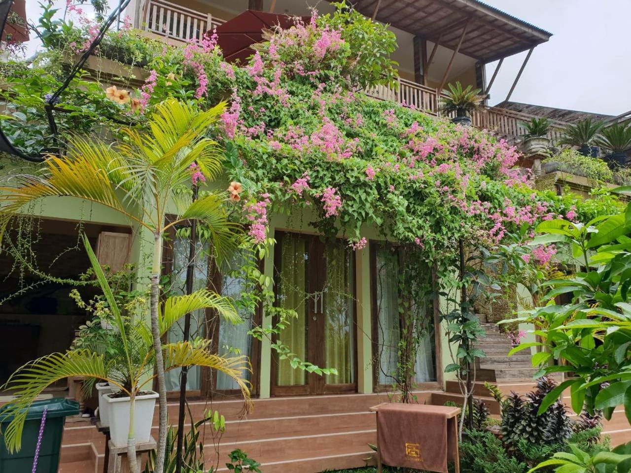Agaliving Medewi Tempat Tidur & Sarapan