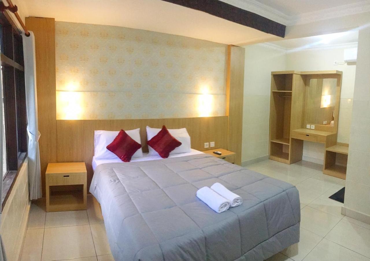 Dewa Bharata Hotel 3*