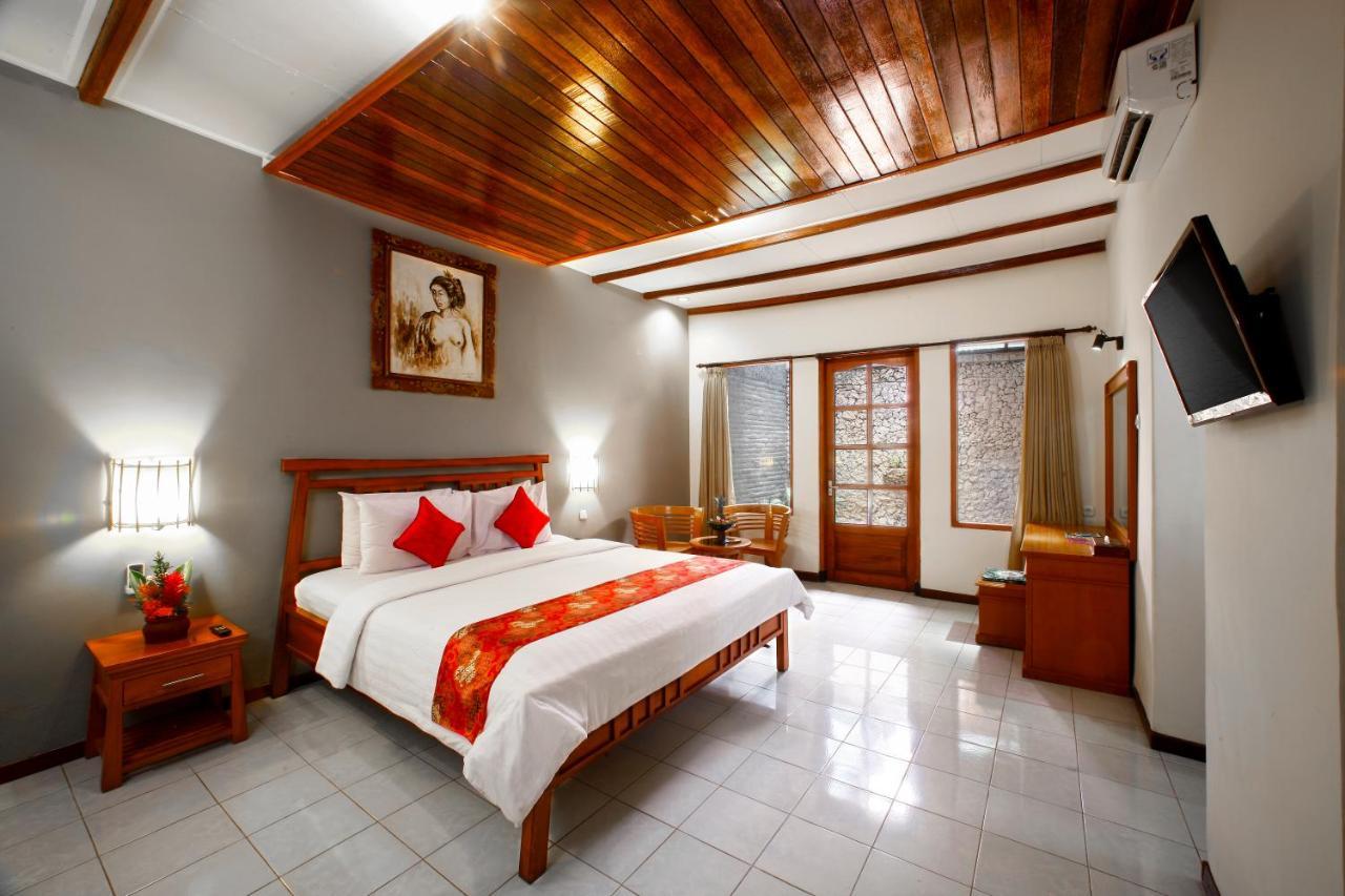 Hotel Bali Taman & Lovina 4*