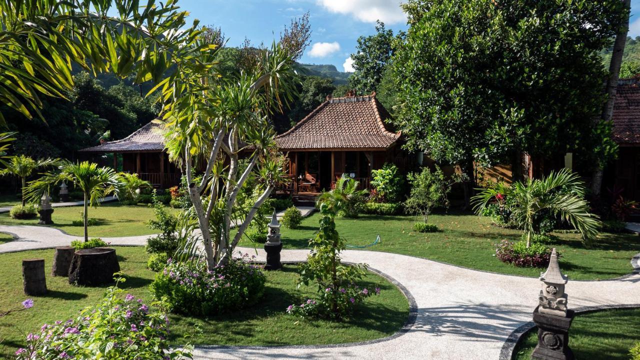 Kubu Kangin 3* Amed (Bali)