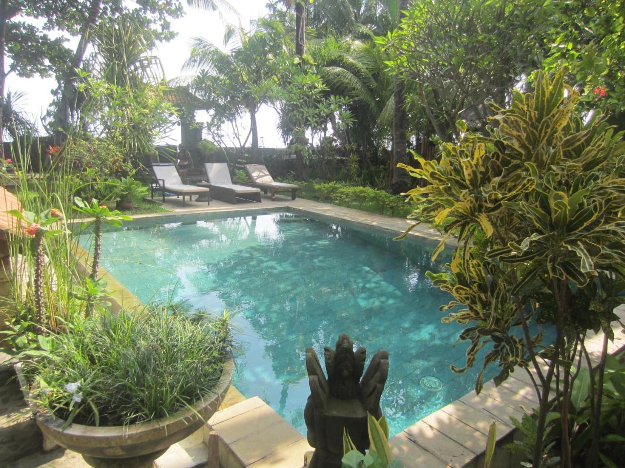 Selina Resort 3*