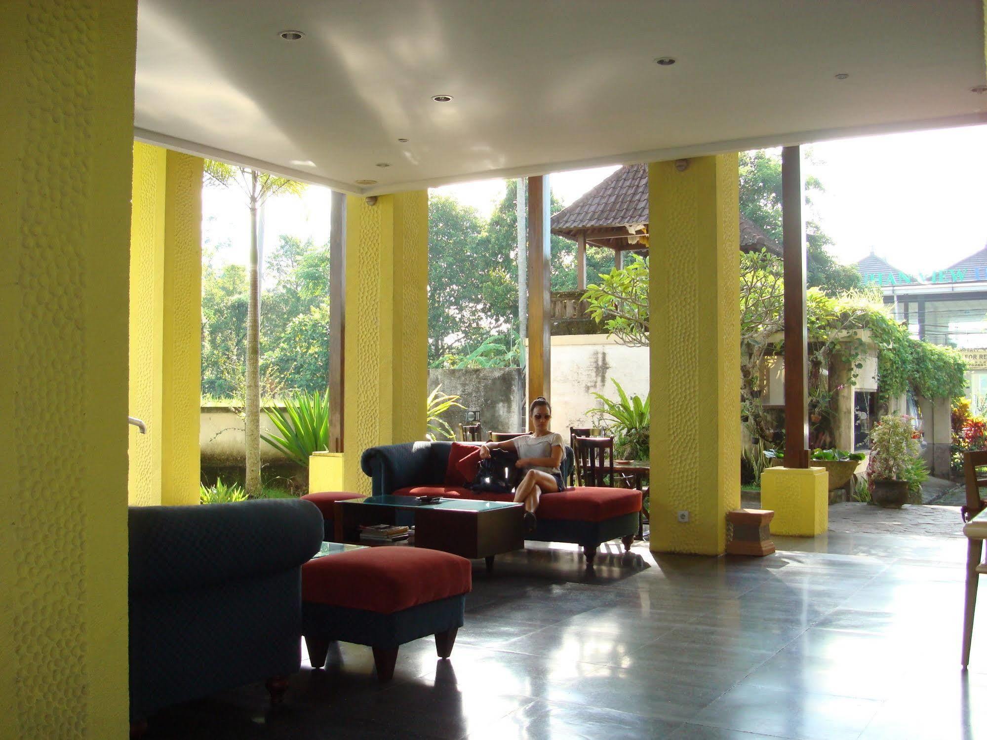 Anini Raka & Ubud (Bali)