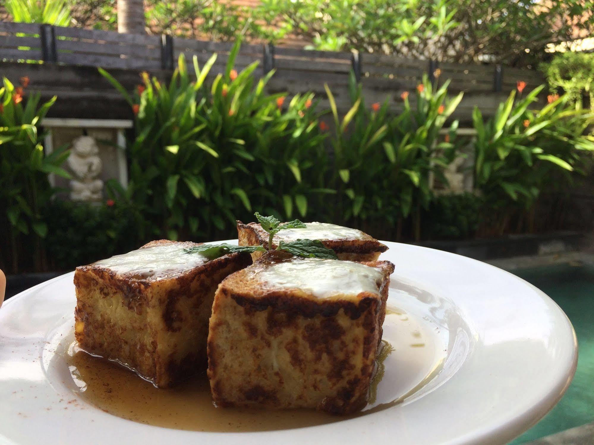 Nyuh Bali Villa *