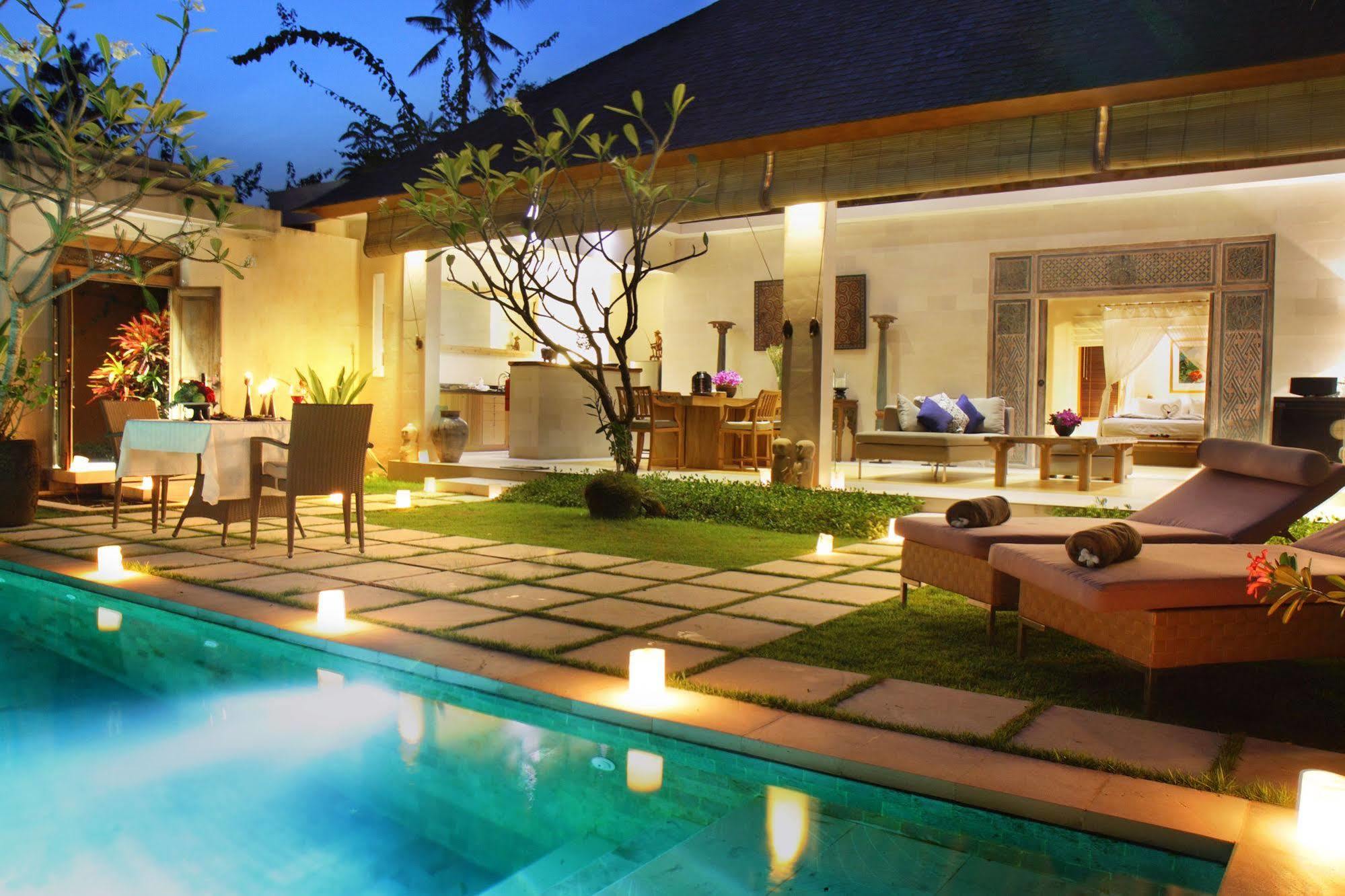 Bali Asri Batubelig Villa *