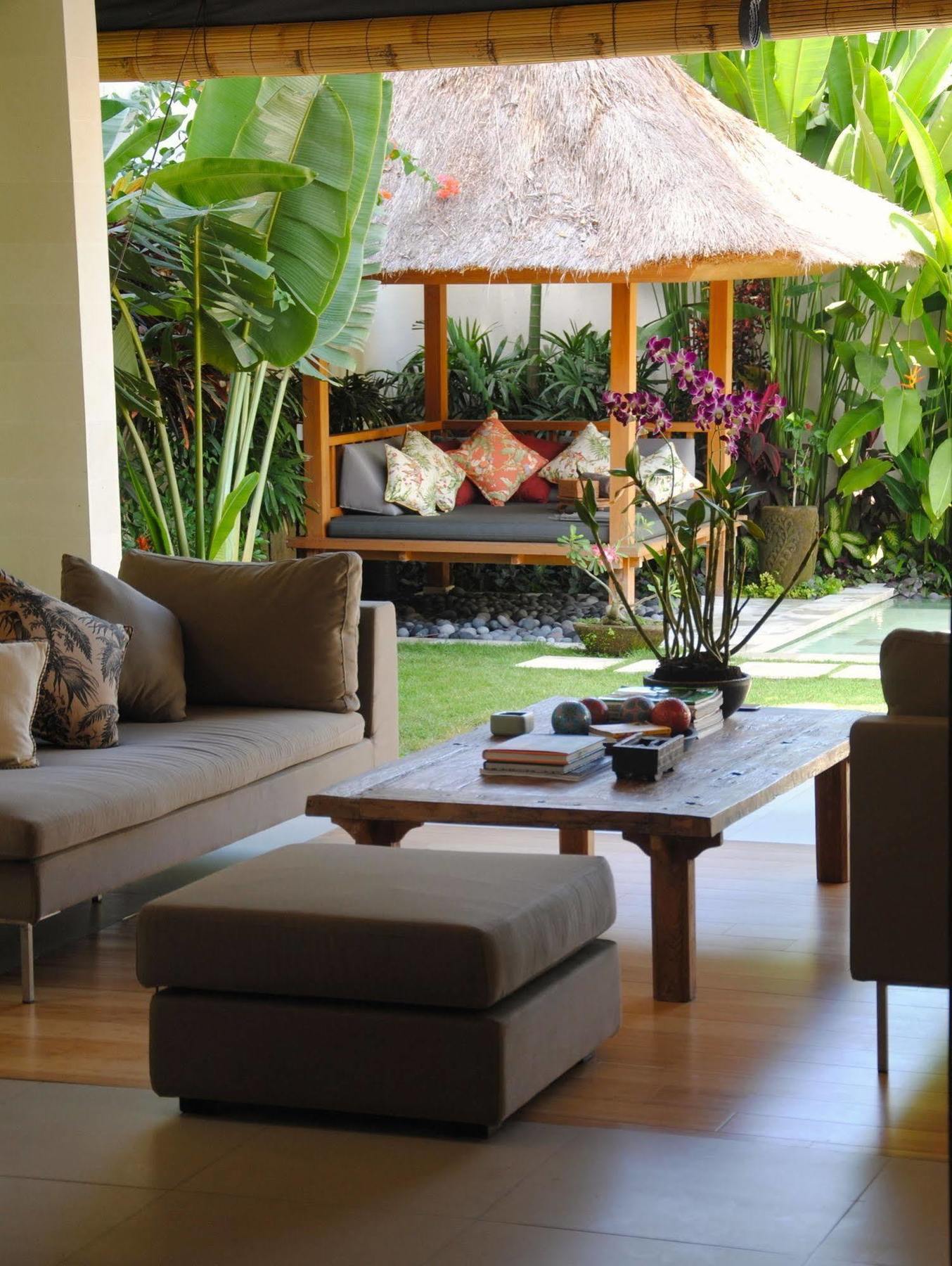 Bali Asri Batubelig Villa