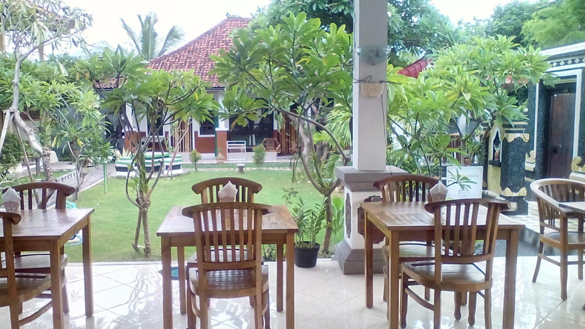 Puri Mandhara Wisma tamu *