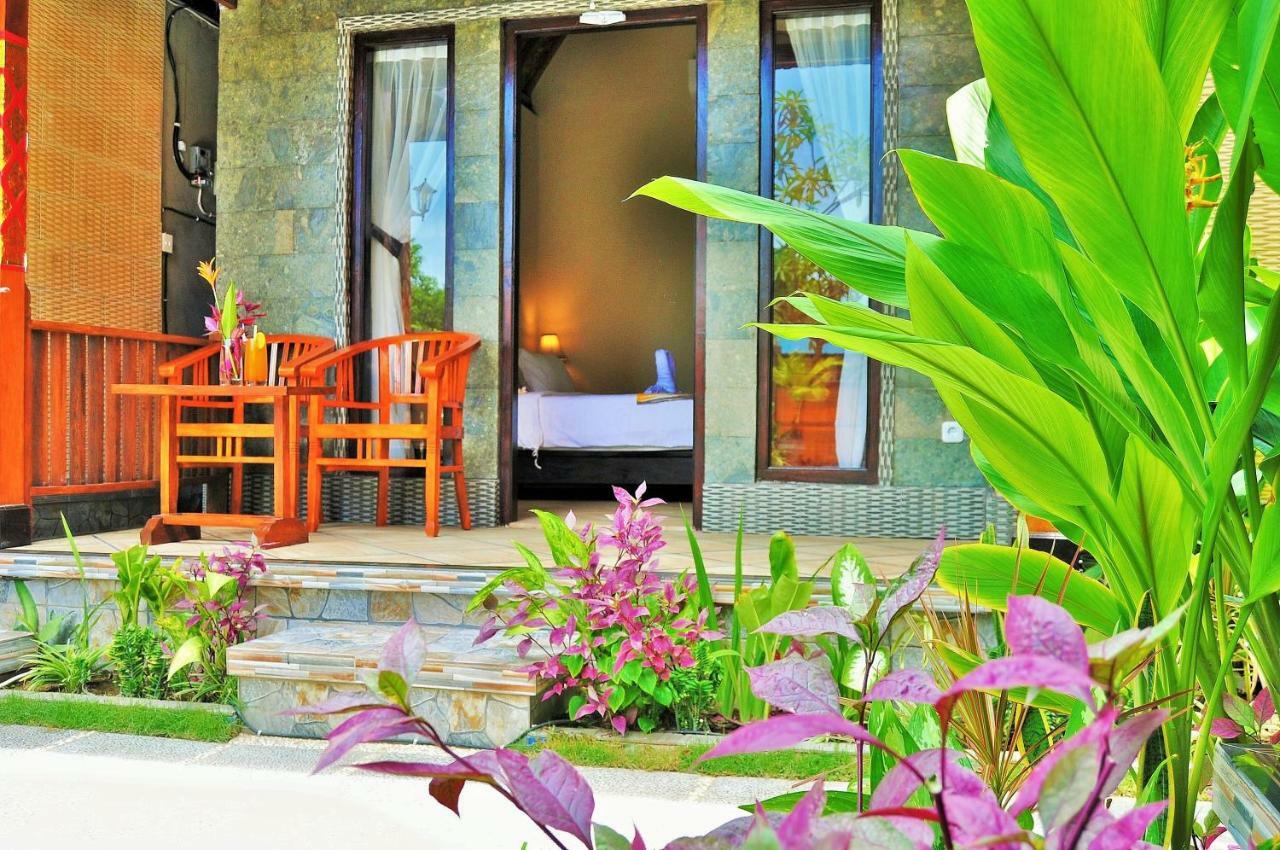 The Cemok's Holiday park Batununggul