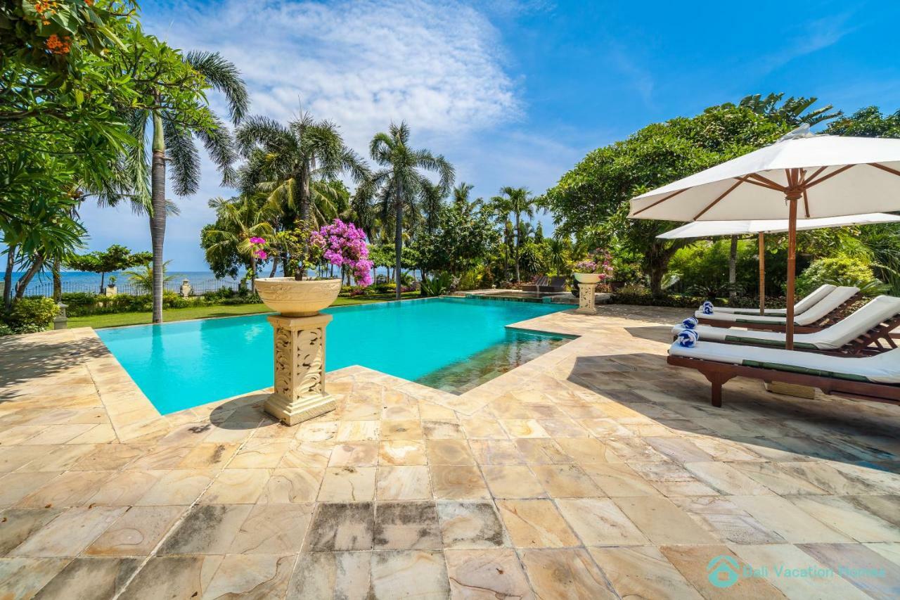 Segara Murti - Stylish Beachfront Villa! *