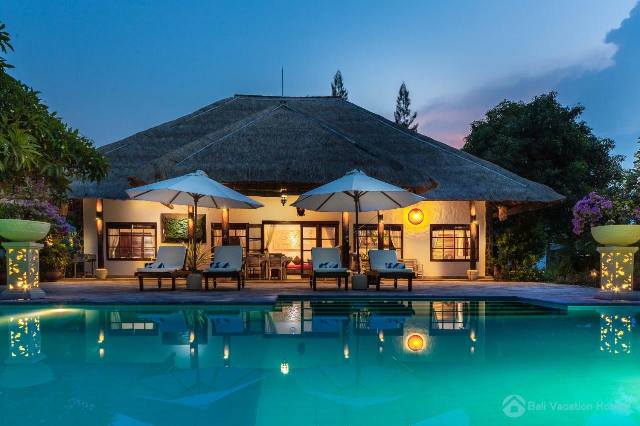 Segara Murti - Stylish Beachfront Villa! Villa Banjar (Bali)