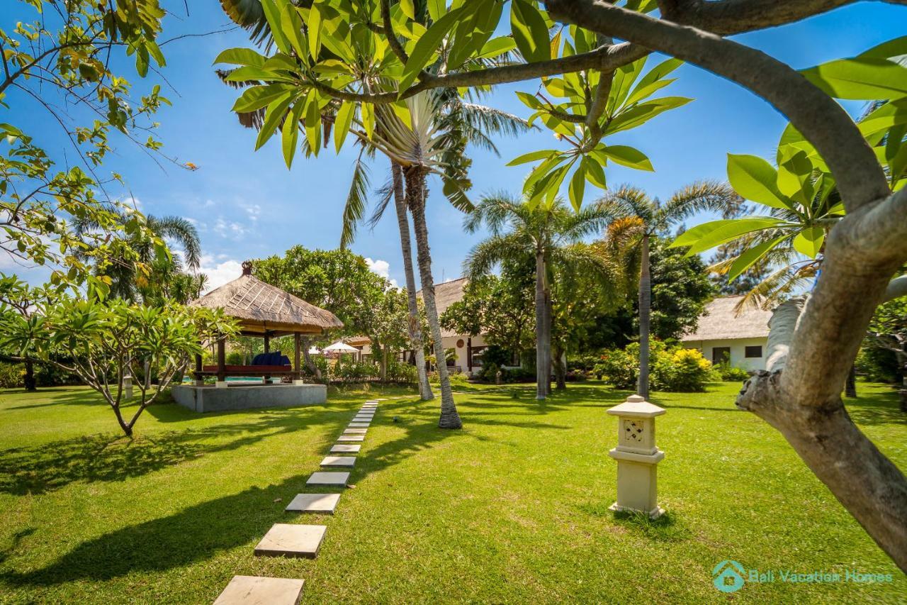 Segara Murti - Stylish Beachfront Villa! *