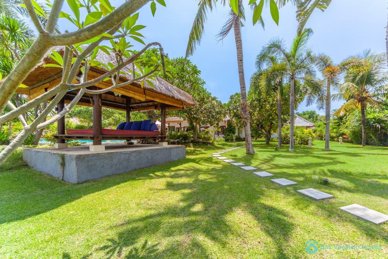 Segara Murti - Stylish Beachfront Villa! *