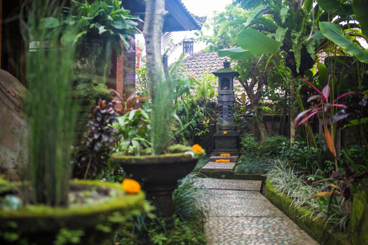 Permata Guest house *