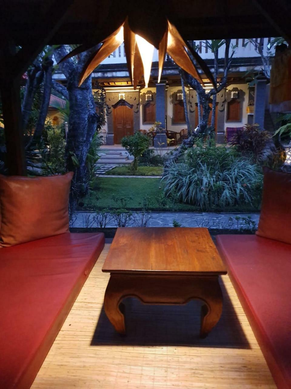 Kusnadi Legian (Bali)