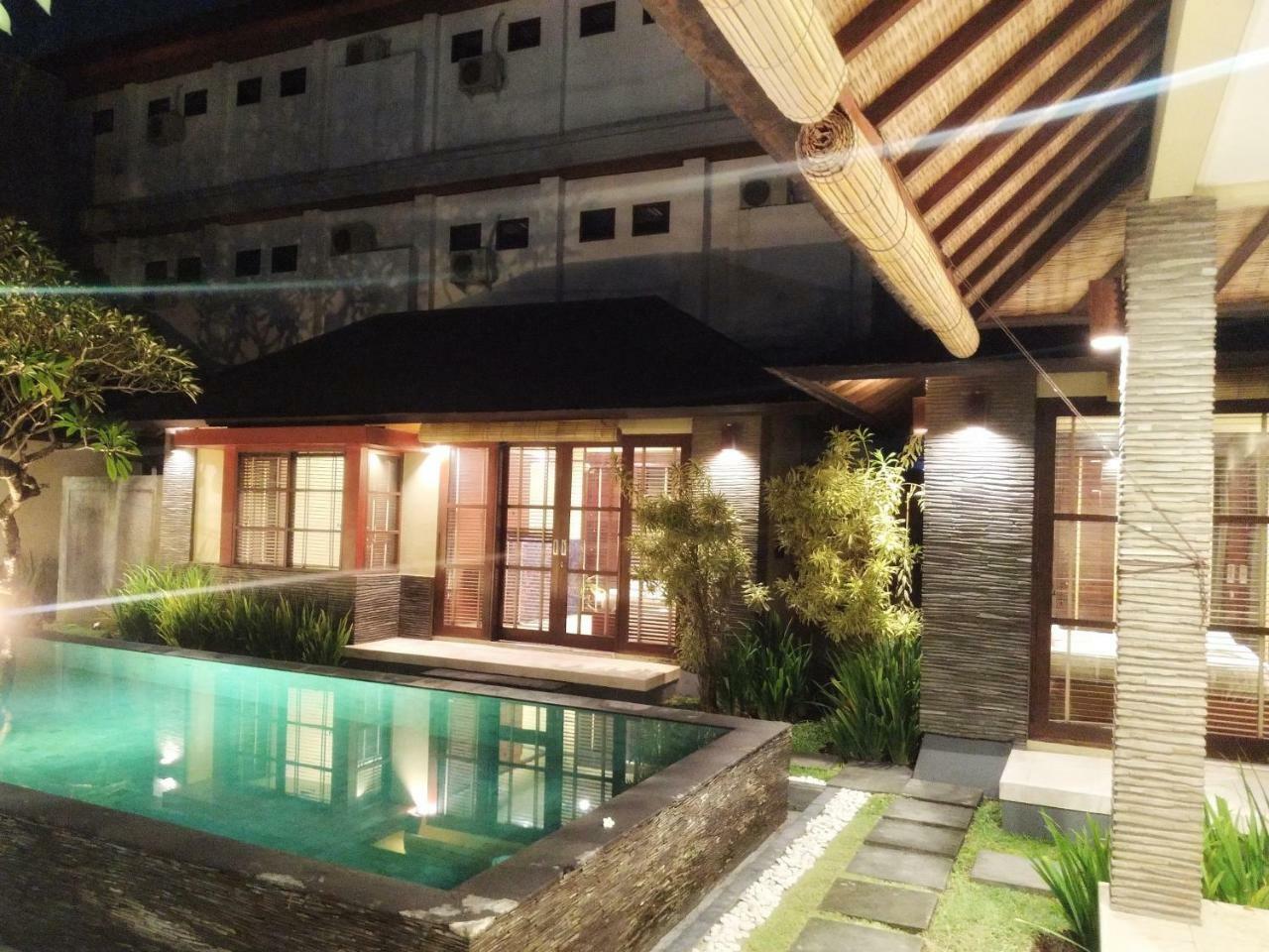 Ininda And Ligaya Villa Seminyak (Bali)