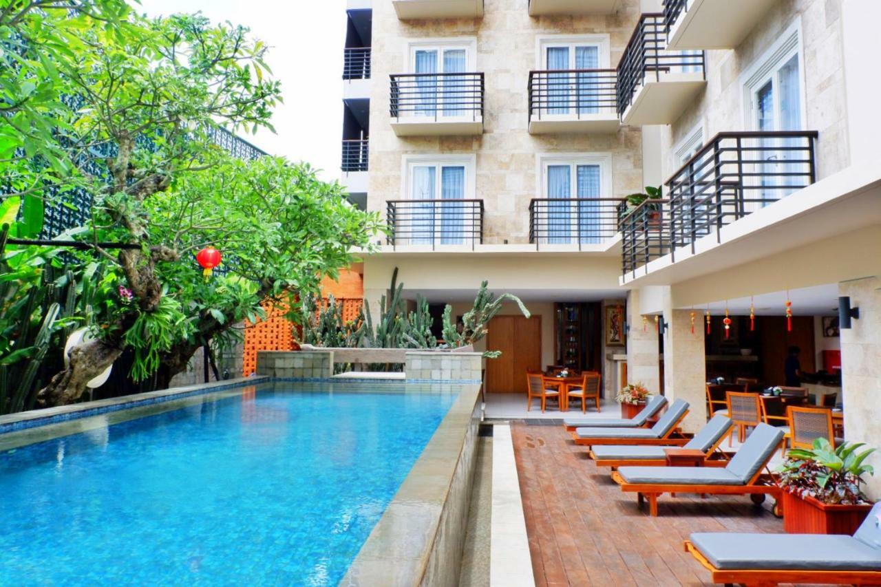 Saris Kuta 3*