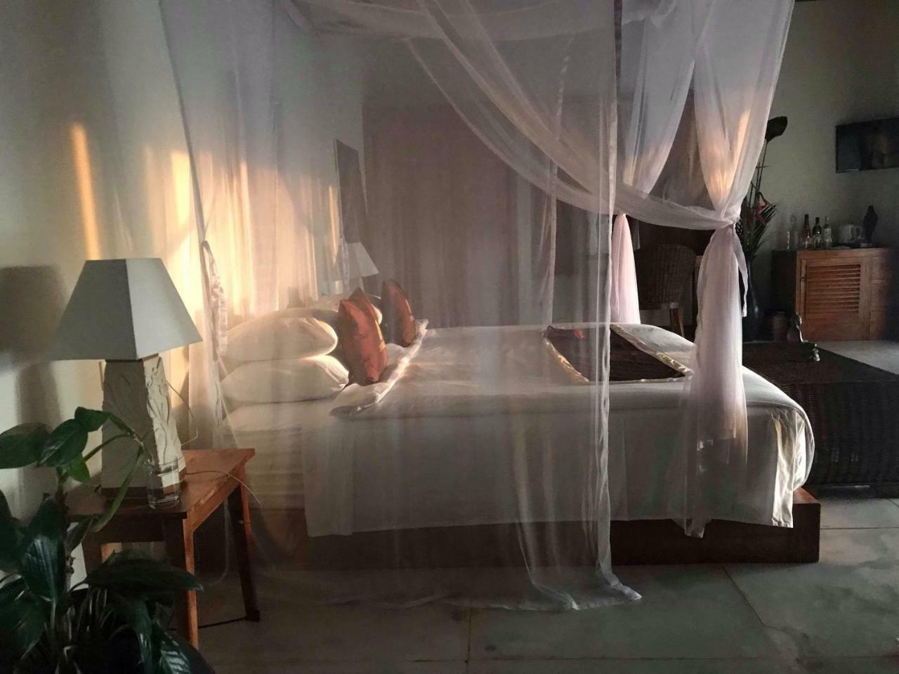 Sunhouse, Mandala Village Guest house *