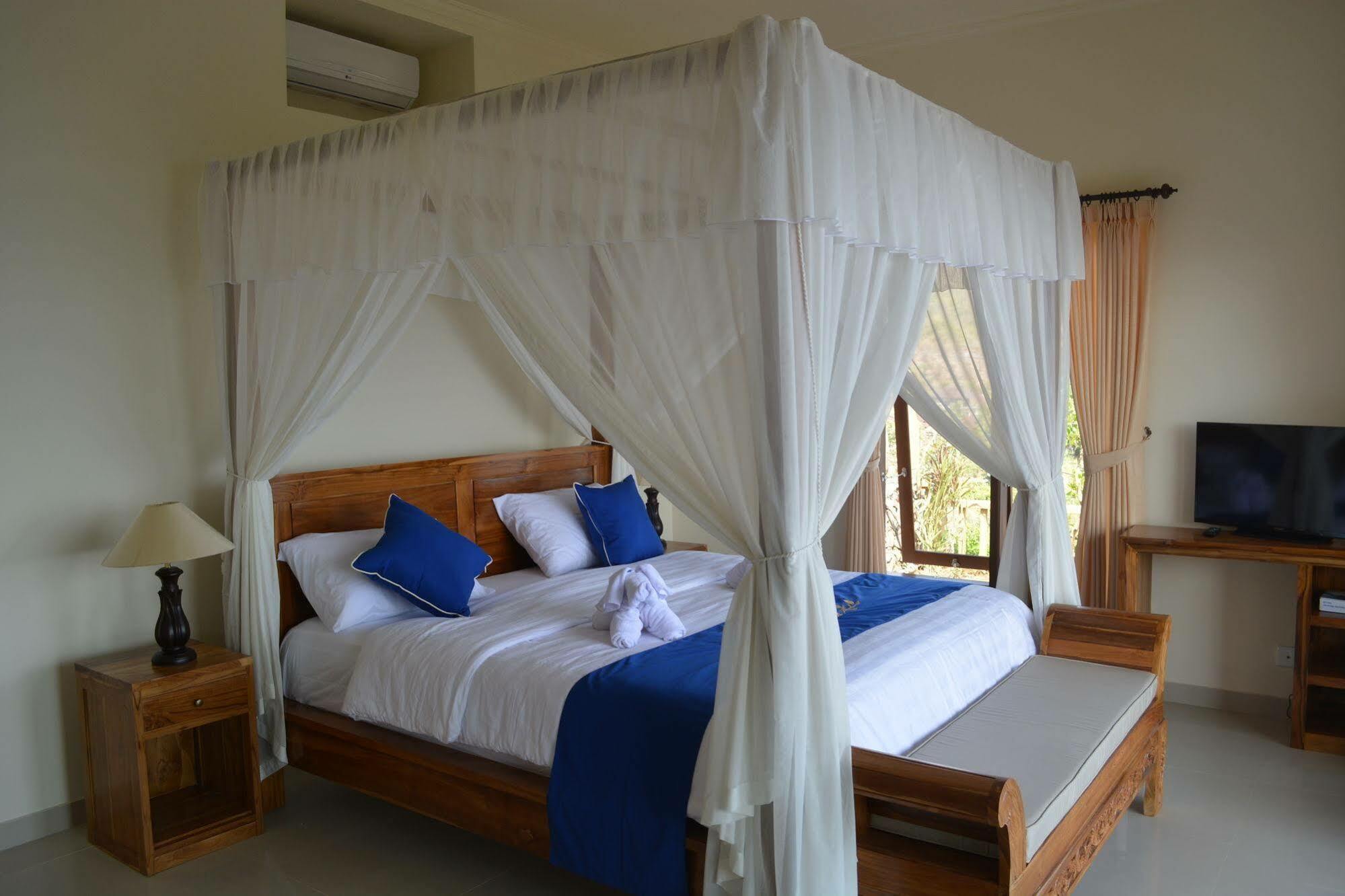 Shankara Parada Amed (Bali)