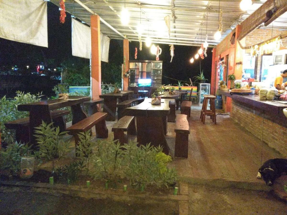 Made Roejas Homestay *