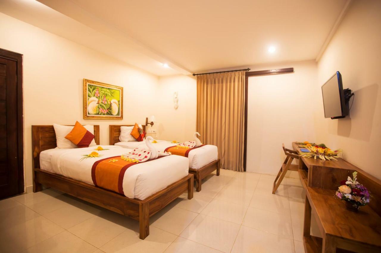 Asri Sari & By Samhita Bali *