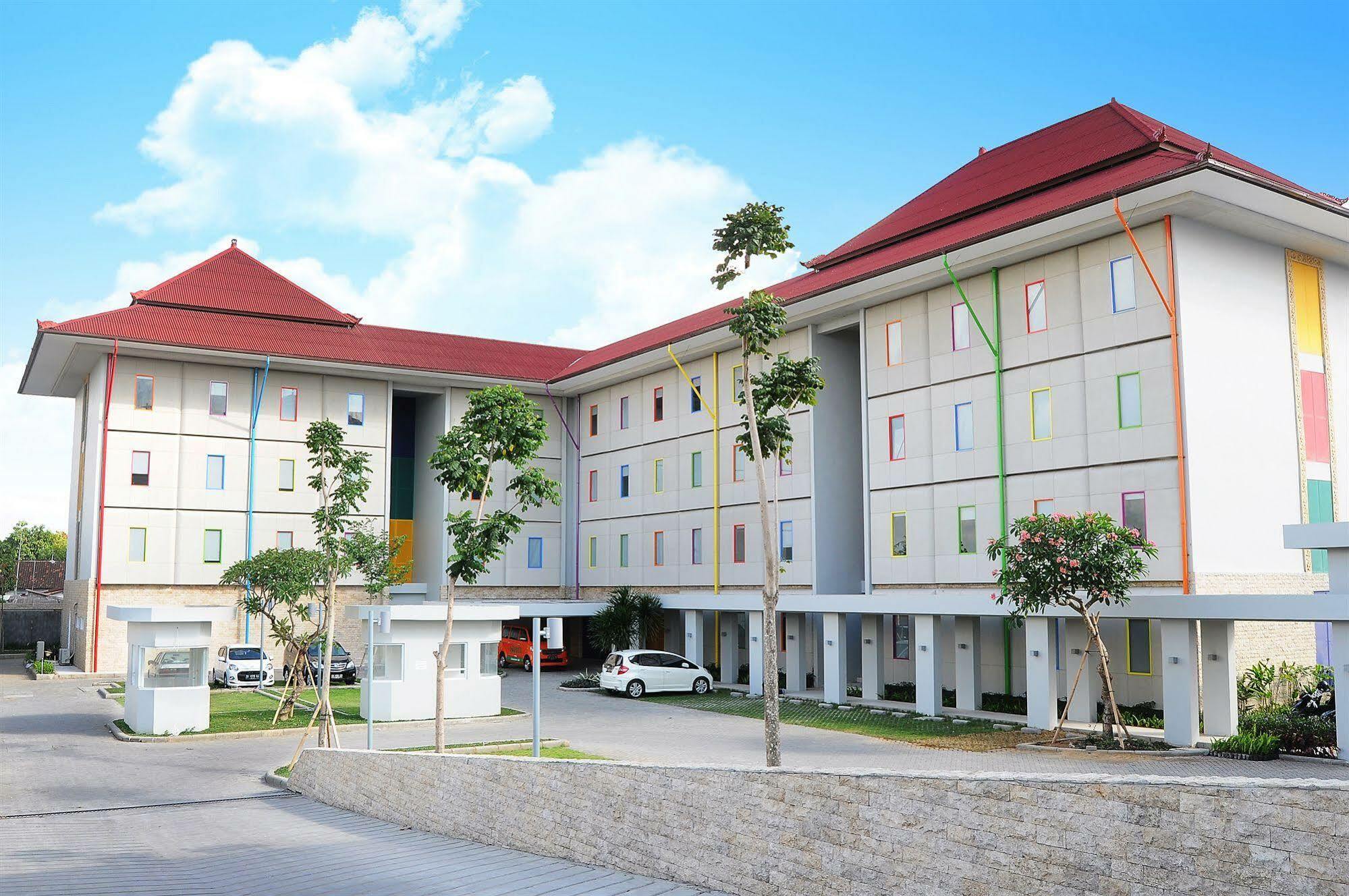 Pop! Hotel 2*