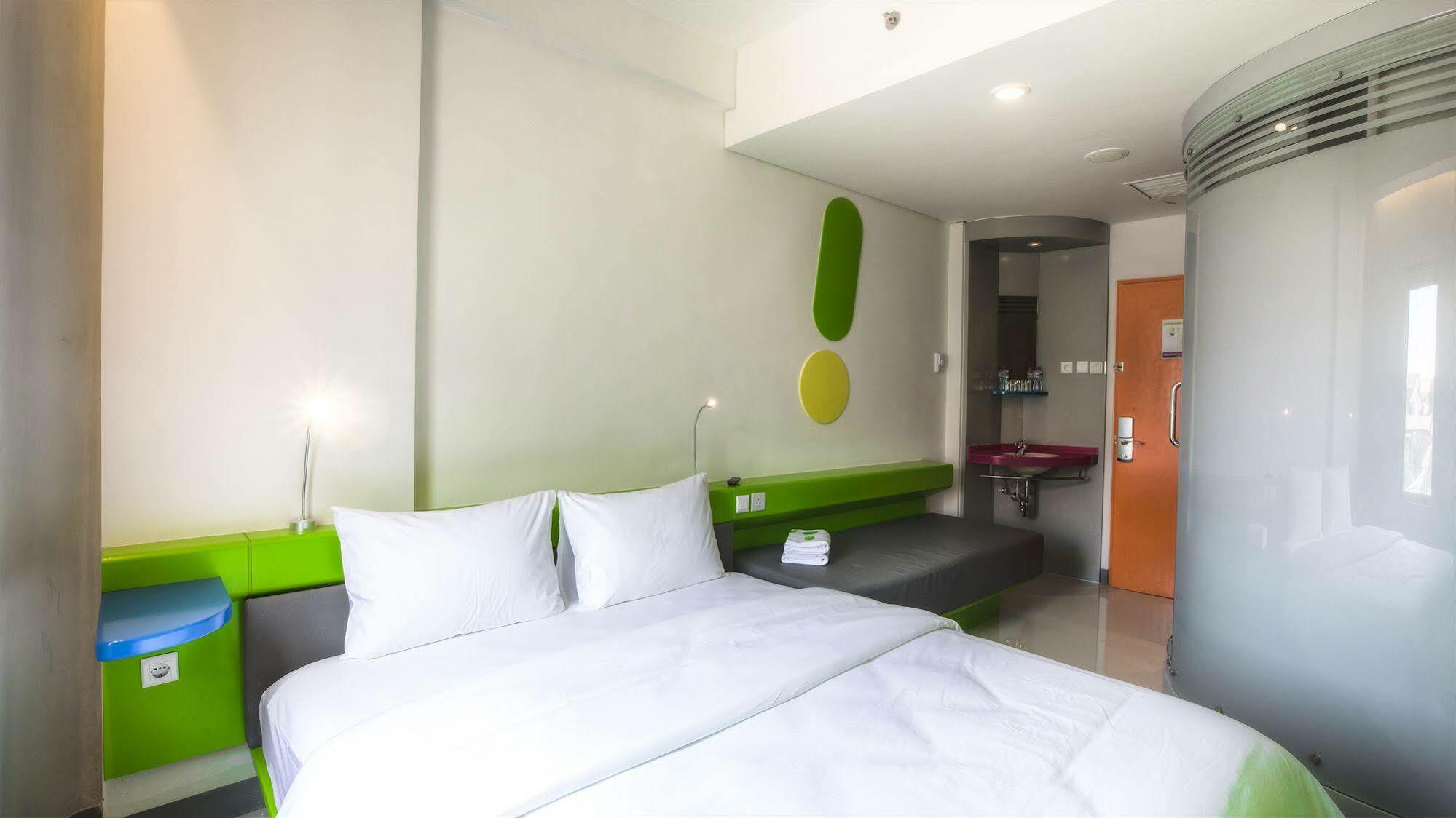 Pop! Hotel 2*