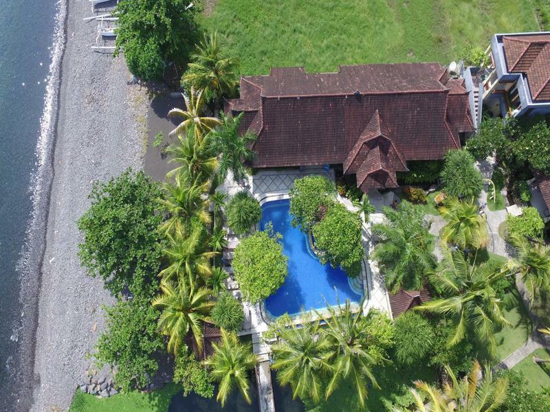 Arya And Dive Center Resort