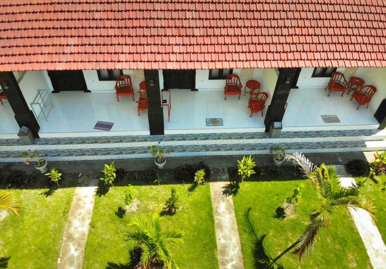 Guest house Nyuh Kadah *