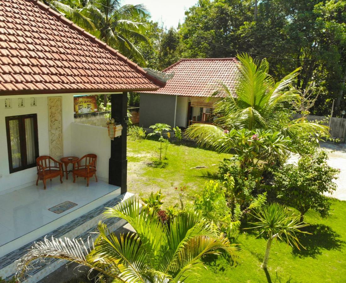 Guest house Nyuh Kadah *