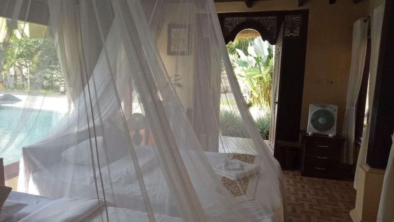 Atres Munduk (Bali)