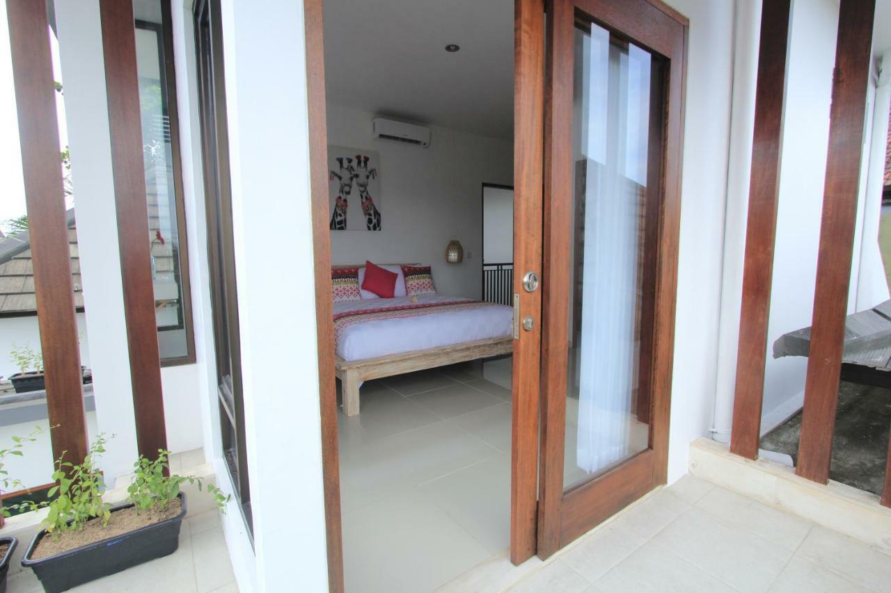 Zakira Villa *