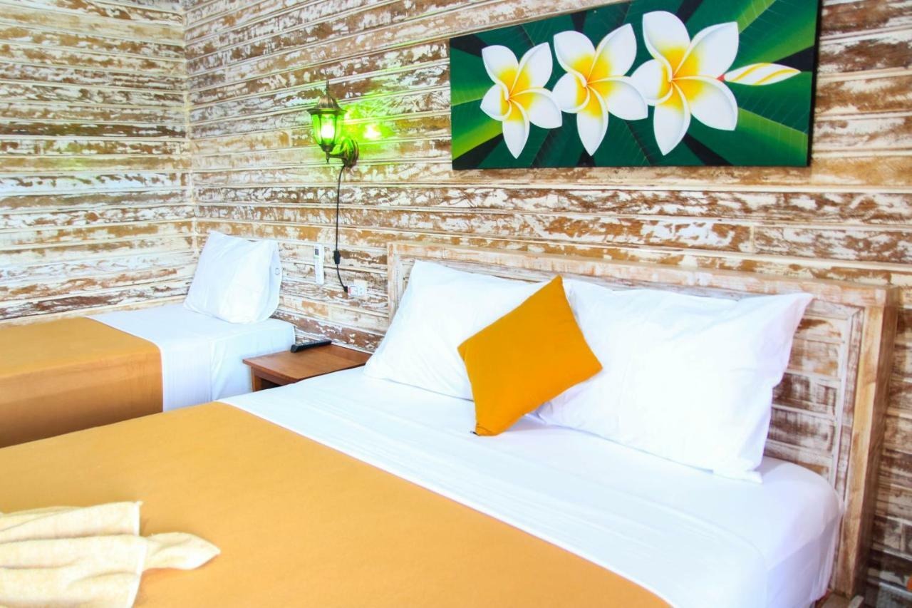 Guest house D'tegal House *