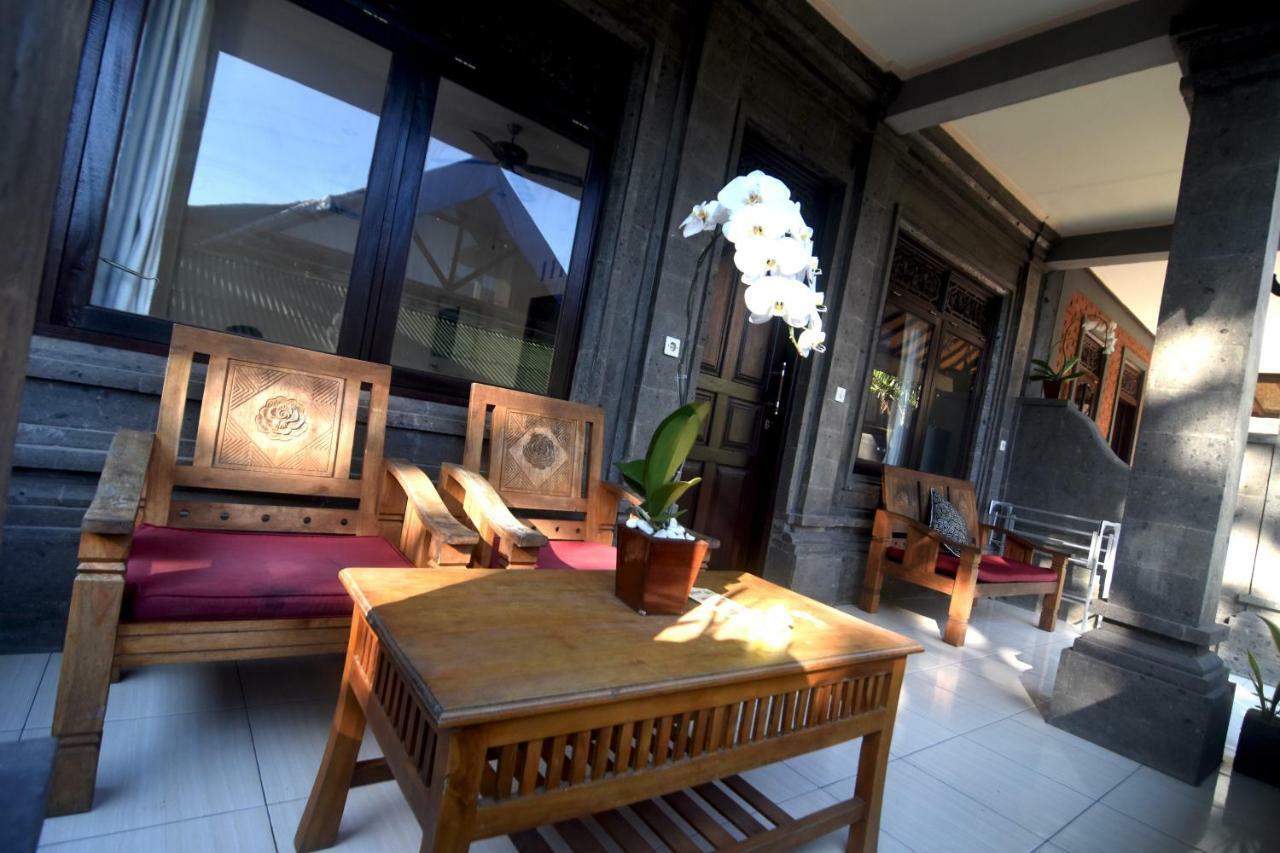 Homestay Arik's *