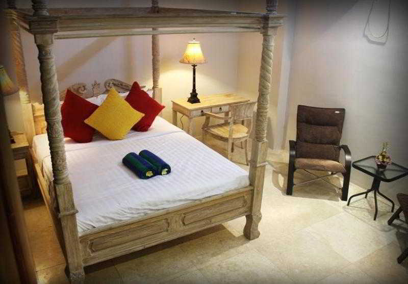 Hotel Joy 3*