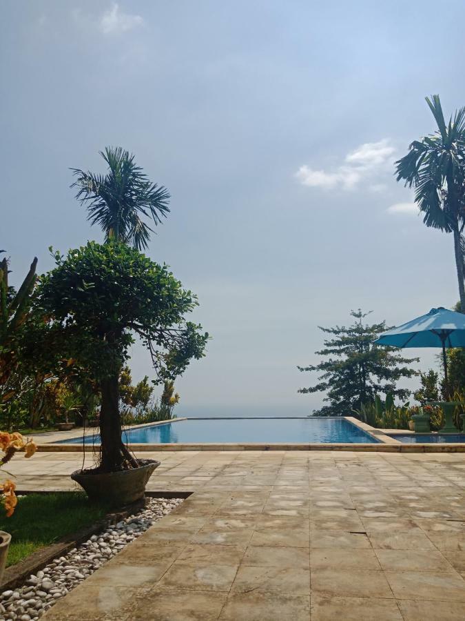 Villa Elina Lovina (Bali)