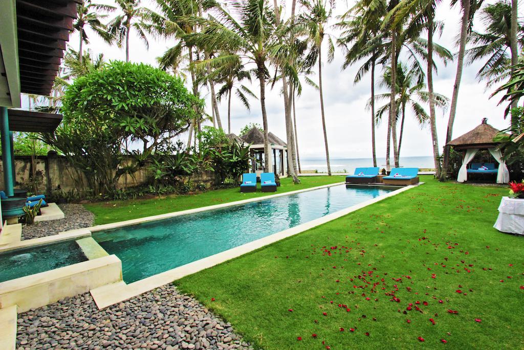 Samudra Luxury Beachfront Villa *