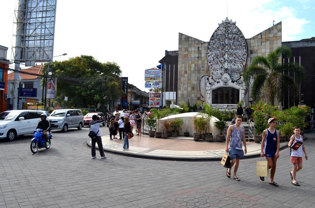 Troppo Zone Puri Rama Kuta 3* Legian (Bali)