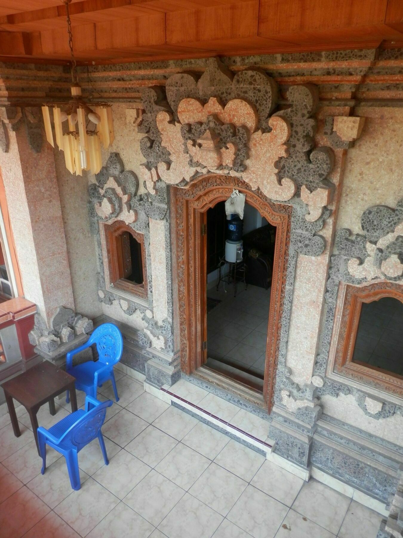 Ratih Bali